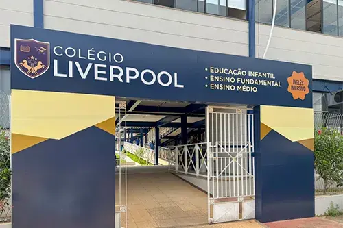 Entrada do Colégio Liverpool, em Itaperuna